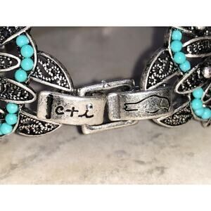 Chloe + Isabel vintage turquoise floral medallion bracelet - B101